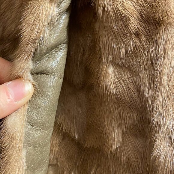 Vintage 1970s /Fashion coat / Gray Leather /Mink fur coat / Medium large/ Winter - Picture 9 of 10
